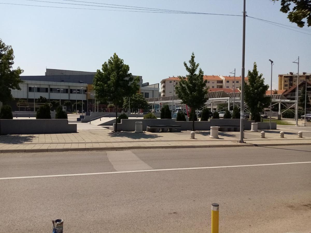 Apartman Maca Pirot Exterior foto